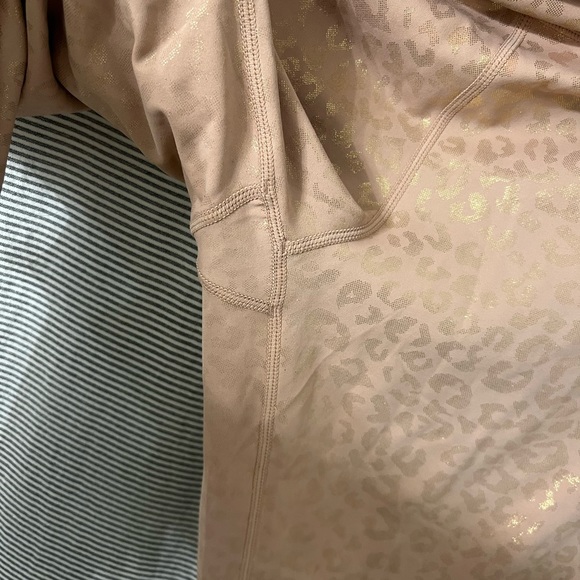 ZYIA Light N’Tight 7/8 Leggings - Picture 5 of 5